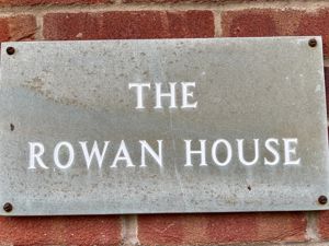 Photo 30- click for photo gallery